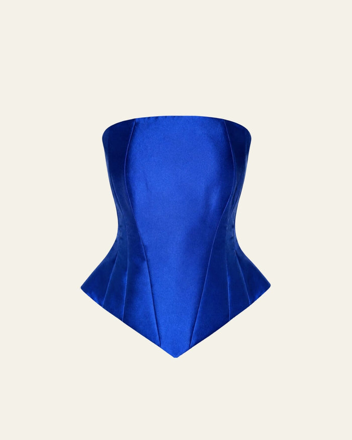 Azurea: Sapphire Silhouette