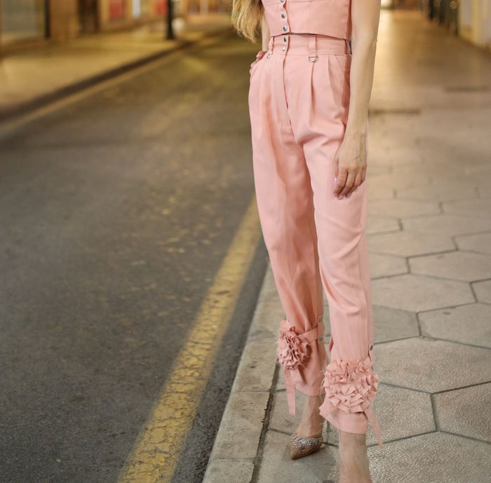 Jeans di Pesca con Rose