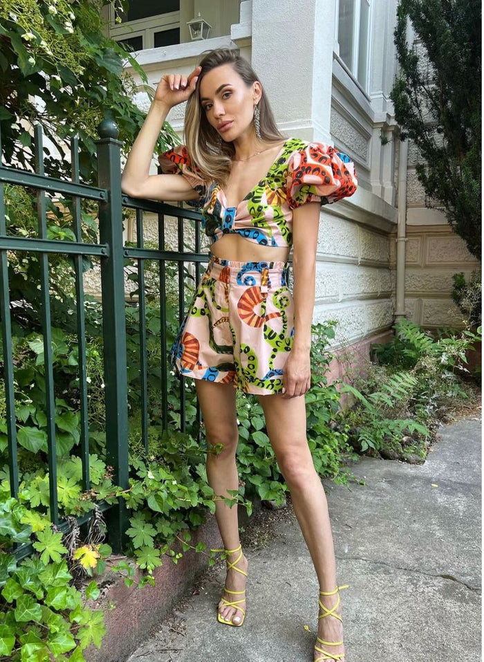 Shorts with multicolor print