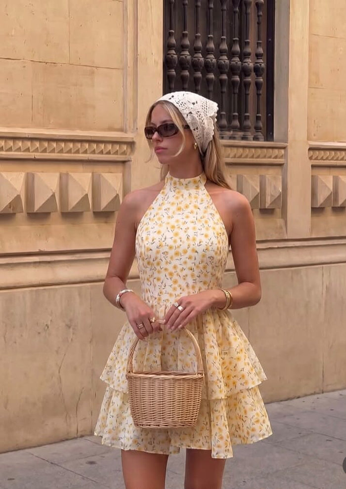 Mini dress with open back and double skirt in flower print