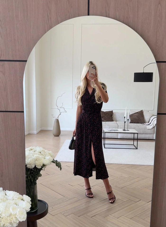 Button-down midi dress with belt, black with print