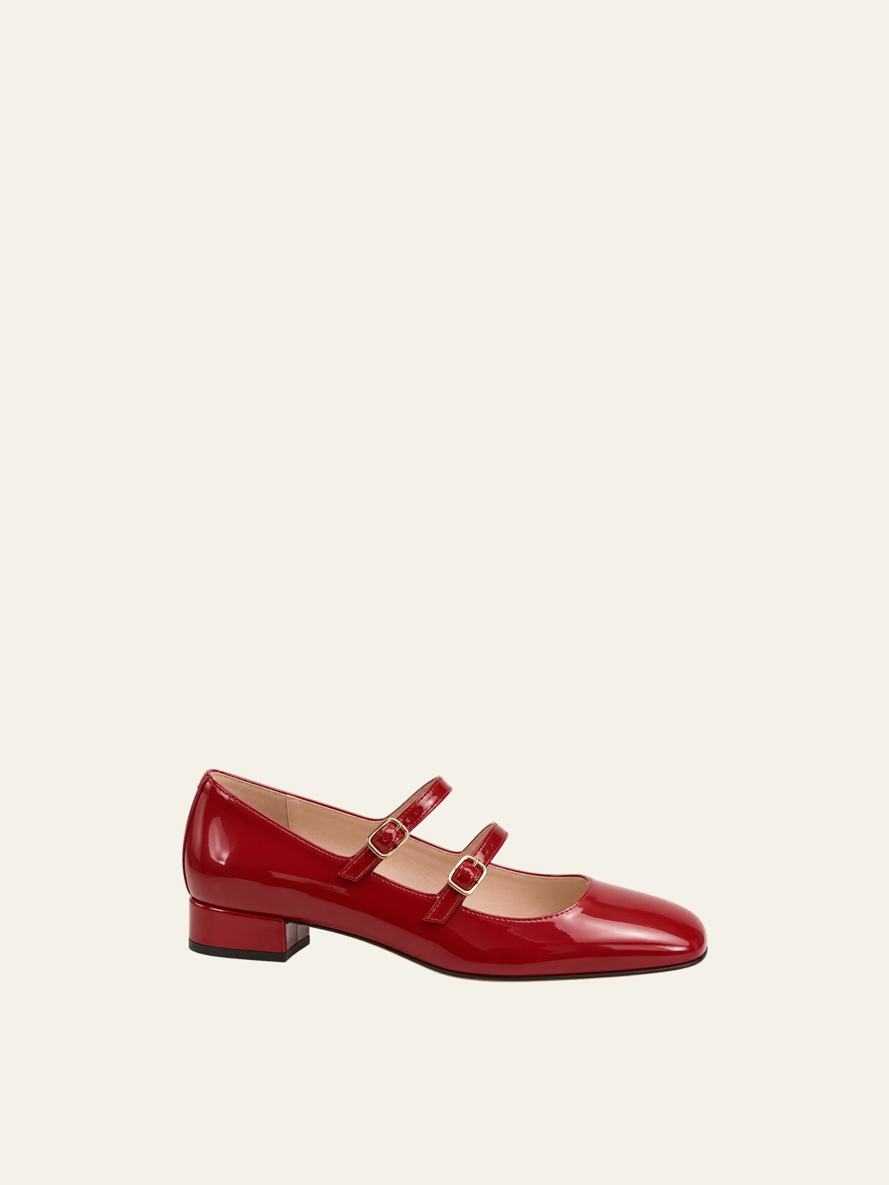 Women's shoes (2)